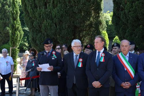 L'assessore Scoccimarro alle celebrazioni per il centenario del Parco della Rimembranza di Trieste.

