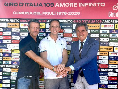 Fedriga, Petiziol e il presidente della Lega del ciclismo professionistico Roberto Pella