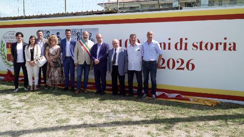 Al centro il vicegovernatore Anzil