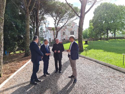 Un momento dell'evento "Il Regno e la Vigna" durante il quale è stato presentato il progetto Borgo Laudato Sì.