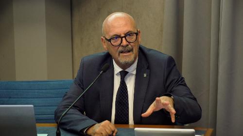 L'assessore regionale Sebastiano Callari nella sede Insiel