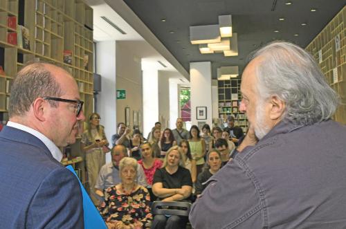 Un momento della conferenza stampa. 