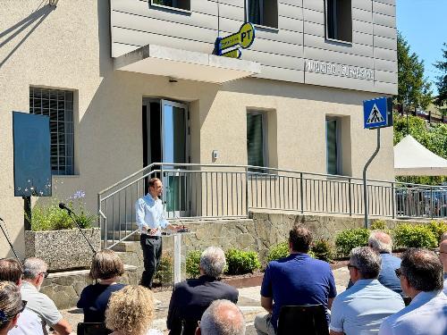 Il governatore Fedriga all'inaugurazione della sede municipale ristrutturata a San Floriano del Collio