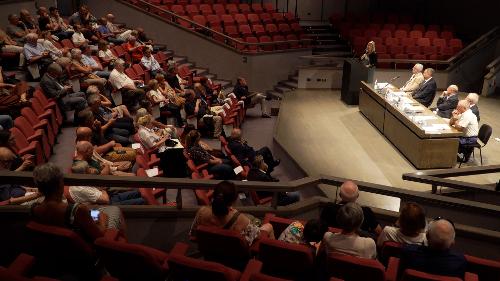L'assessore regionale Cristina Amirante all'auditorium della Cultura friulana a Gorizia