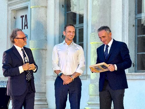 Il governatore Fedriga con ilo presidente Fise Fvg Valerio Pontarolo con il tecinco Gianluca Palmizi