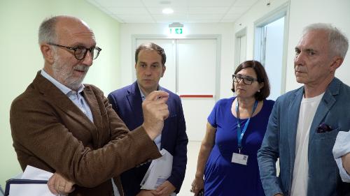 L'assessore Riccardi durante il sopralluogo
