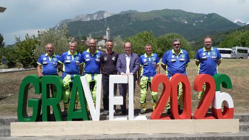 Il vicegovernatore del Friuli Venezia Giulia con delega allo Sport, Mario Anzil, alle premiazioni del Campionato italiano Gravel - GP Enzo Cainero.