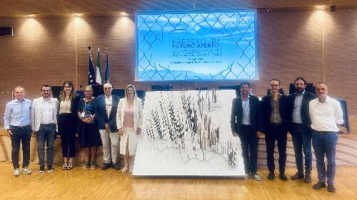 L'assessore regionale alle Infrastrutture e Territorio, Cristina Amirante, al convegno "Esercizi di futuro aperto. Una strategia per le aree militari dismesse del Friuli Venezia Giulia"