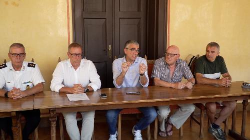 L'assessore Roberti con il sindaco di Muggia Paolo Polidori e il comandante della Polizia locale Roberto Dellosto