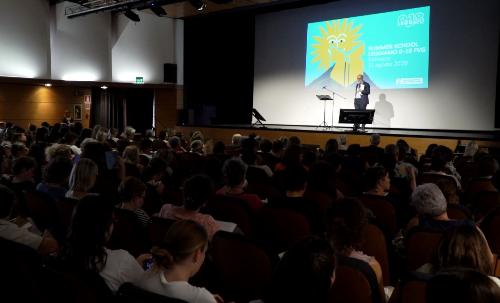 Un momento della sesta edizione della Summer school LeggiAmo 0-18 di Tolmezzo.
