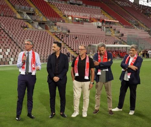 L'intervento dell'assessore Roberti durante la presentazione ufficiale della Triestina 2026/2027.
