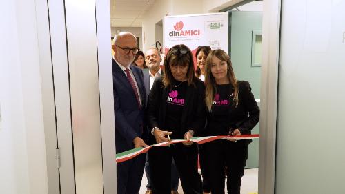 L'inaugurazione della stanza di ristoro per i pazienti oncologici all'ospedale di Monfalcone