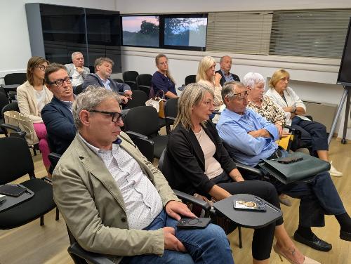 I sindaci del territorio presenti all'incontro nella Casa della comunità  di Tarcento.