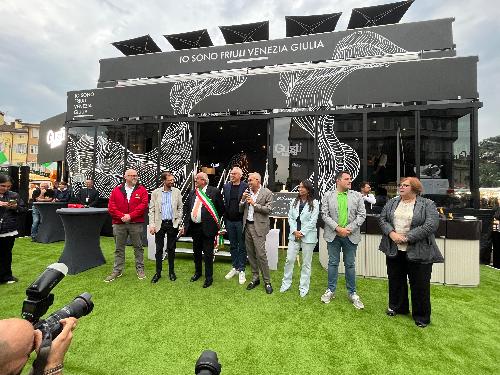 L'intervento dell'assessore regionale alle Attività produttive Sergio Emidio Bini all'inaugurazione di Gusti di frontiera 2026