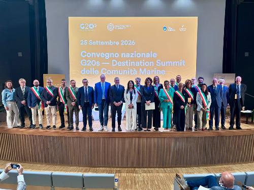 L'assessore Bini con i partecipanti al G20