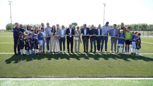 L'inaugurazione ufficiale del nuovo campo da calcio in erba sintetica a Rivis di Sedegliano