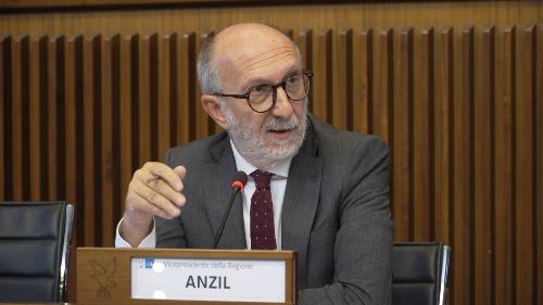 L'assessore regionale delegato alla Protezione civile Riccardo Riccardi.