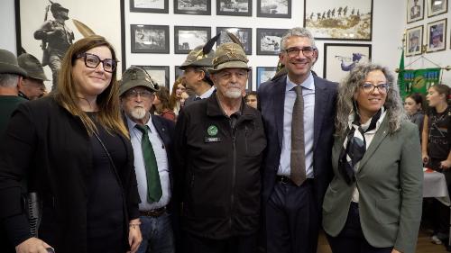 Al centro l'assessore Roberti con il presidente nazionale Ana Sebastiano Favero