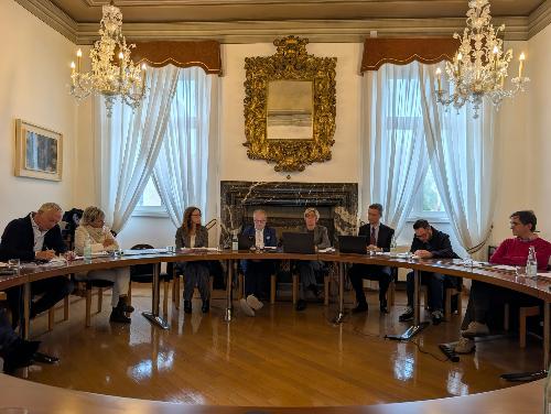 L'assessore regionale alle Finanze Barbara Zilli durante il suo intervento alla riunione del Consiglio di amministrazione di TEC4I FVG - Friuli Innovazione.