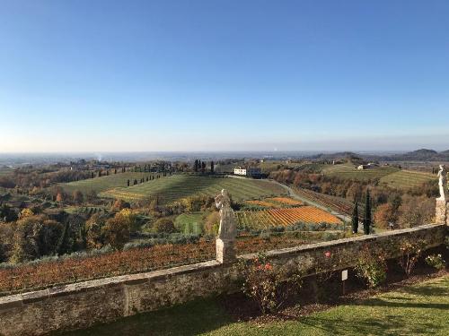 Vista sulle colline dall'abbazia di Rosazzo.