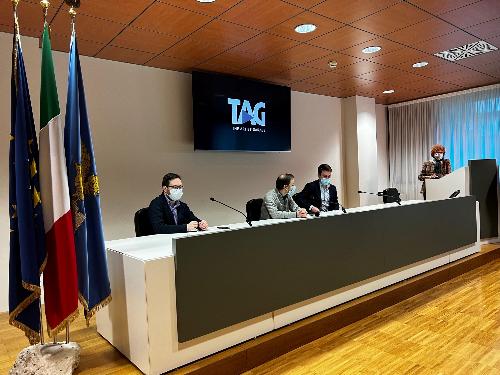 L’assessore regionale alla Cultura Tiziana Gibelli, intervenendo alla presentazione nel palazzo della Regione a Udine di TAG The Artist Garage.