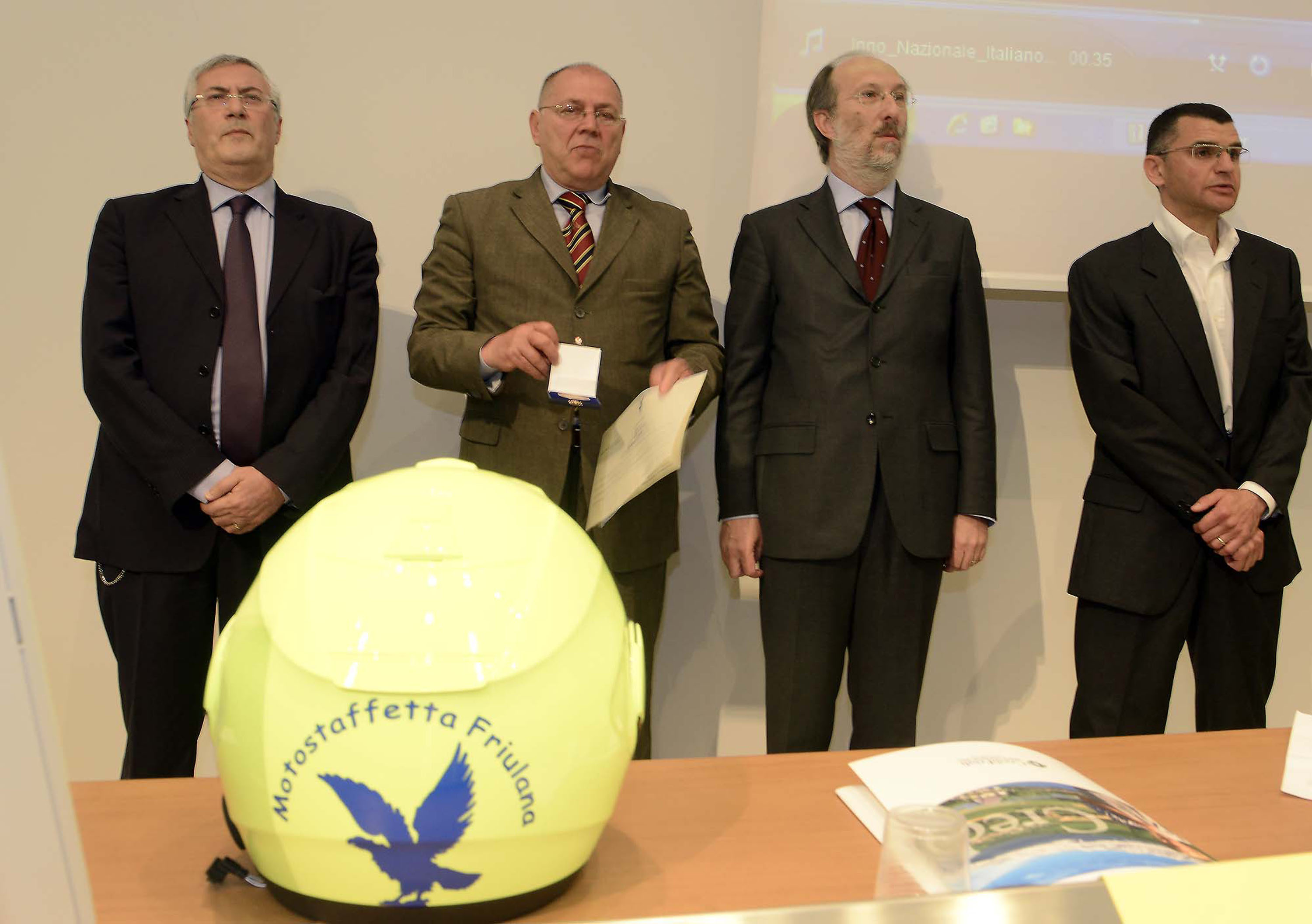 Ivo Salemme (Prefetto Udine), Paolo Pascolo (Bioingegneria industriale Università Udine), Riccardo Riccardi (Assessore regionale Infrastrutture e Mobilità) e Daniele De Corte (Presidente Motostaffette) al 5° Meeting Motostaffetta del Friuli Venezia Giulia. (Udine 19/05/12)