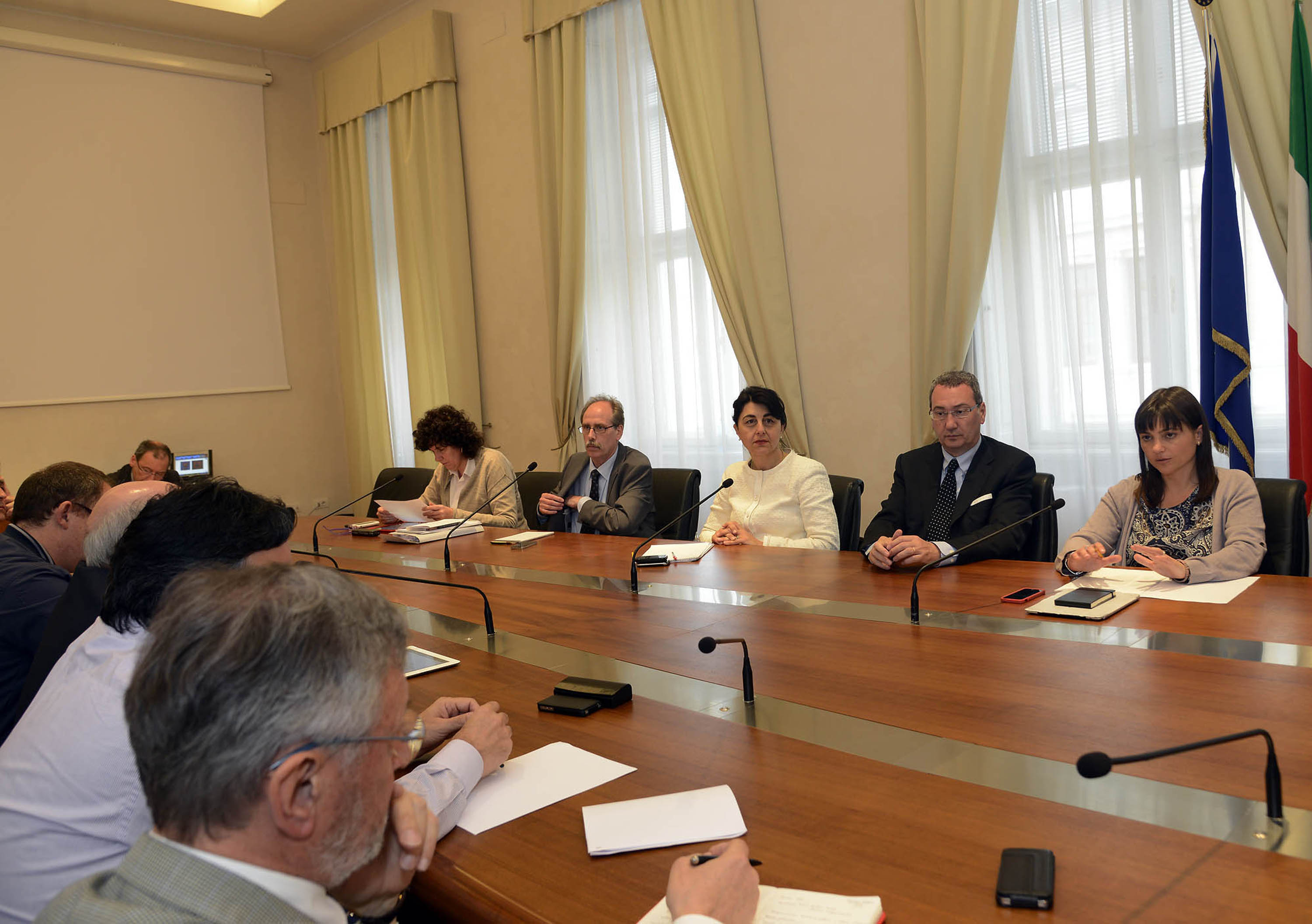 L'incontro tra Debora Serracchiani (Presidente Friuli Venezia Giulia), gli assessori della Giunta del FVG e i rappresentanti dei sindacati regionali CGIL, CISL, UIL e UGL. (Trieste 17/05/13)