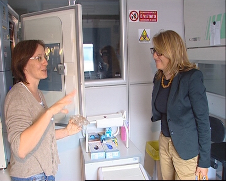 Maria Sandra Telesca (assessore regionale Salute e Politiche sociali) durante la sua visita al Centro Studi Fegato, nell’ospedale di Cattinara. (Trieste, 20/08/13)