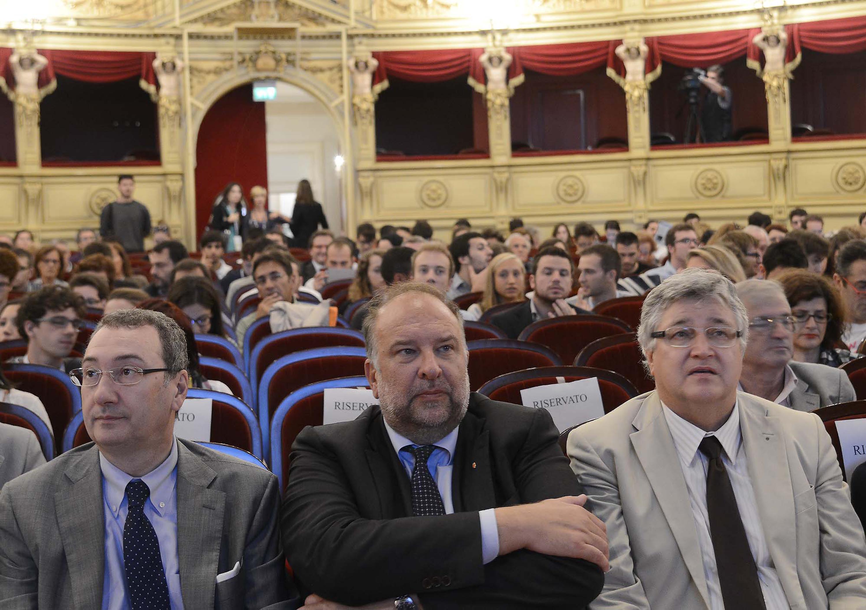 Sergio Bolzonello (Vicepresidente FVG e assessore regionale Attività produttive), Roberto Cosolini (Sindaco Trieste) e Alberto Felice De Toni (Rettore Università Udine) nel corso dell'incontro Nord Est Technology Transfer nell'ambito di Trieste Next, al Teatro Verdi. (Trieste 28/09/13) 