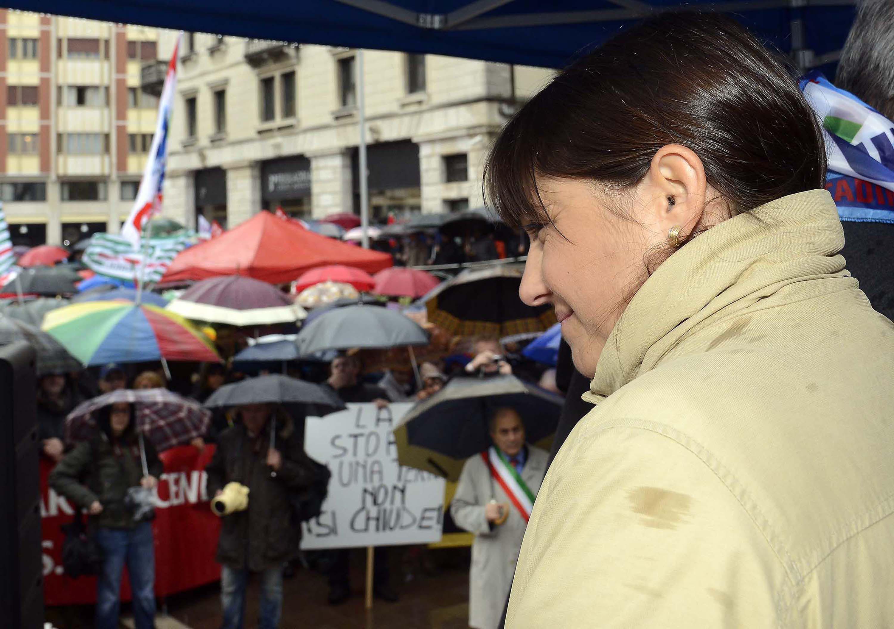 Debora Serracchiani (Presidente Friuli Venezia Giulia) alla manifestazione indetta in occasione dello sciopero generale. (Pordenone 15/11/13)