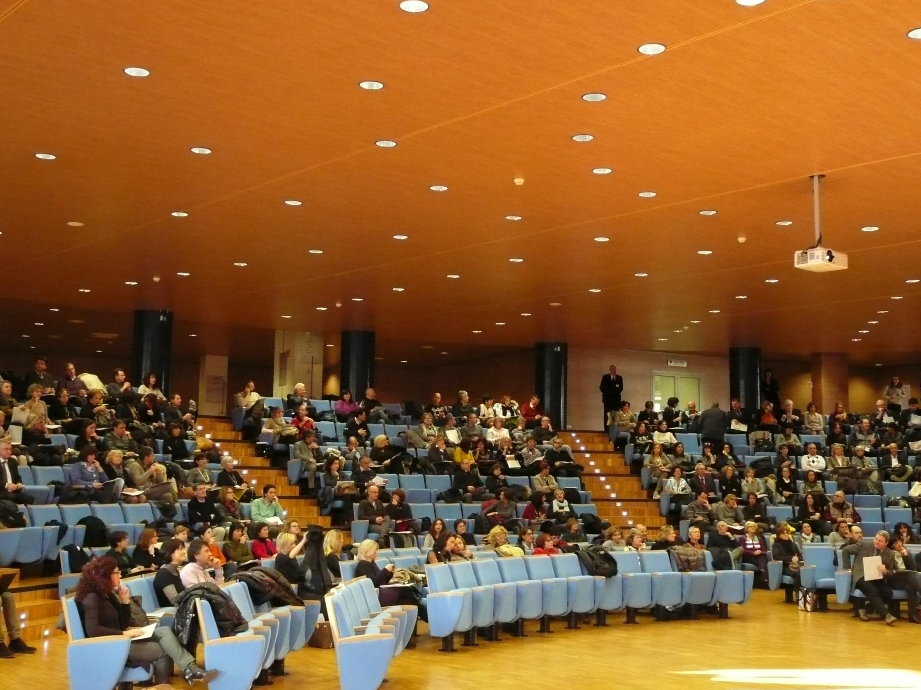 Auditorium della sede regionale di via Sabbadini durante la lezione sulla Legge anticorruzione - Udine 27/11/2013