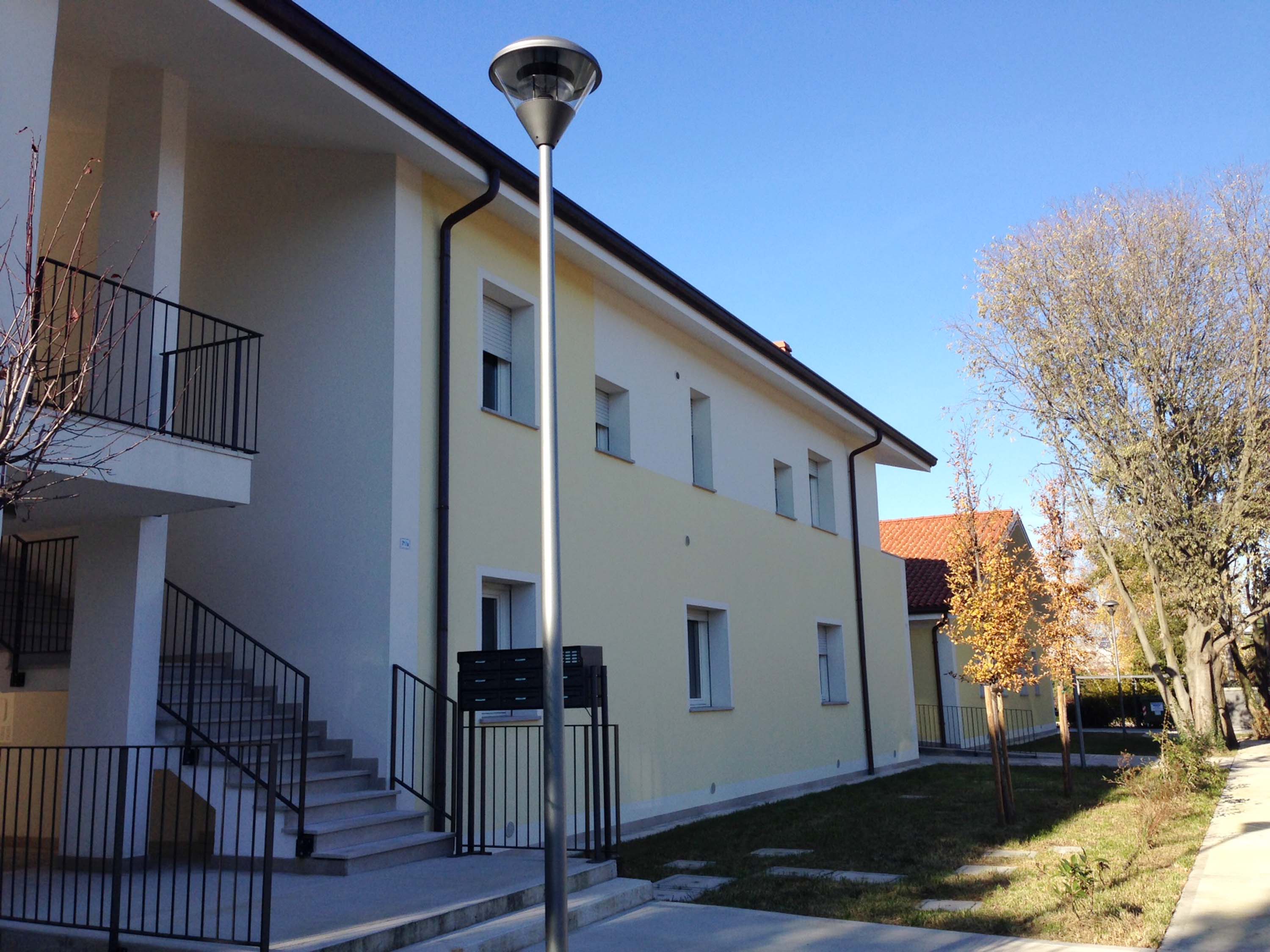 Nuovi alloggi nel quartiere delle Case Pater di via Matteotti 71 - Ronchi dei Legionari 04/12/2013