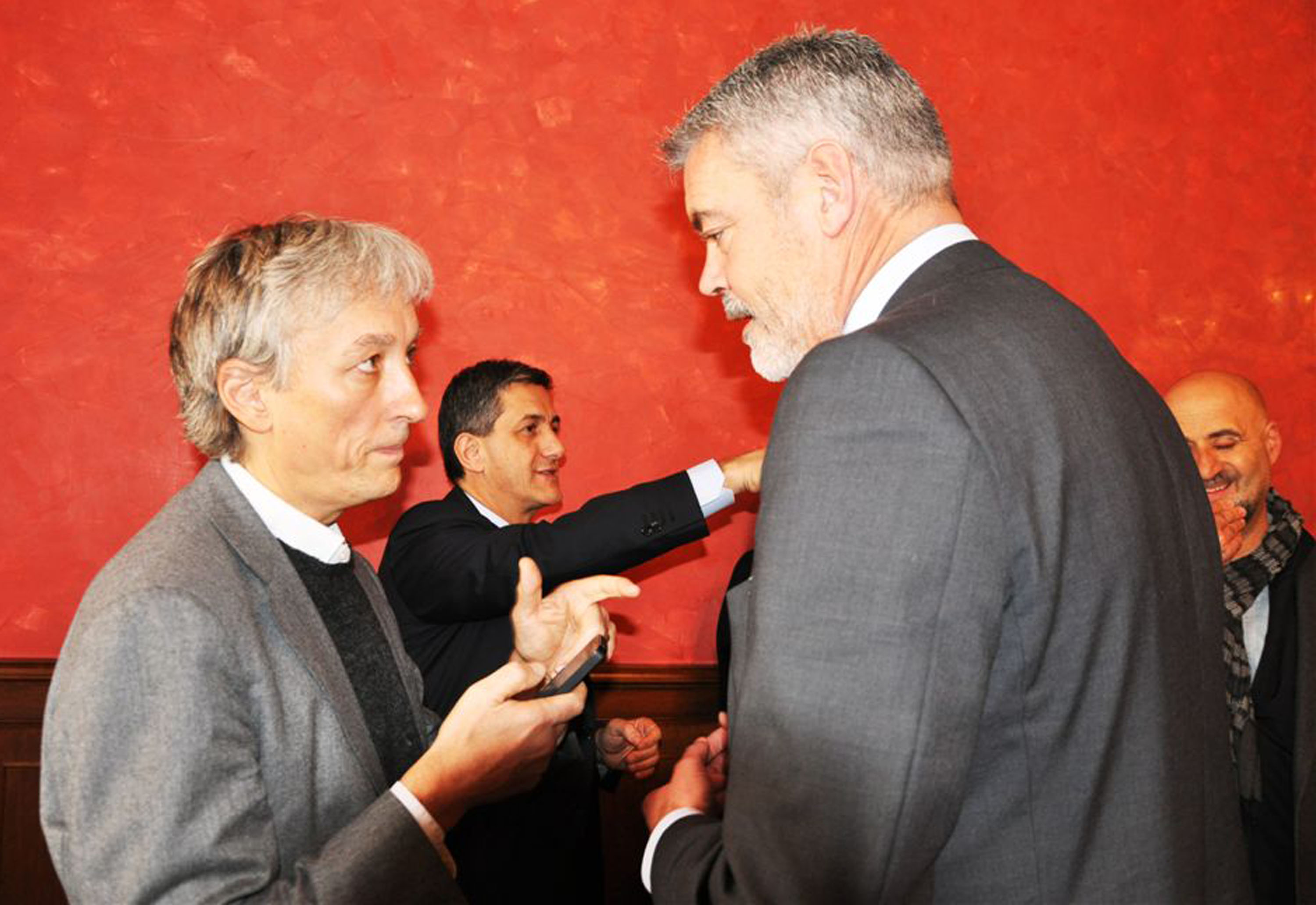 Riccardo Luna (Presidente Associazione Wikitalia) e Paolo Panontin (Assessore regionale Funzione pubblica) alla presentazione del Progetto di Open Government &quot;Go-On-Italia&quot;, nella sede di rappresentanza della Regione FVG - Roma 11/12/2013