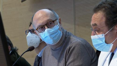 Il vicegovernatore Riccardo Riccardi e il direttore della Struttura complessa di cardiologia e del dipartimento ad Attività Integrata Cardiotoracovascolare dell'Azienda sanitaria universitaria Giuliano Isontina, Gianfranco Sinagra