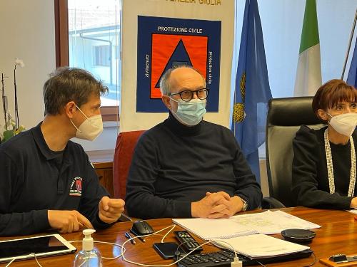 Il vicegovernatore con delega alla Protezione civile del Fvg, Riccardo Riccardi, in videoconferenza da Palmanova con i prefetti, su situazione Ucraina.