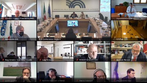 La videoconferenza della Commissione Sviluppo economico della Conferenze delle Regioni e delle Province autonome con l'assessore alle Attività produttive del Friuli Venezia Giulia Sergio Emidio Bini