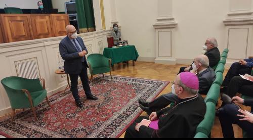 Un momento della cerimonia di consegna del ventiduesimo Premio "Santi Ilario e Taziano-Città di Gorizia"