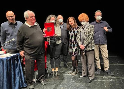 L'assessore regionale alla Cultura, Tiziana Gibelli, alla cerimonia di consegna del Premio Umberto Saba, a Milo De Angelis.
