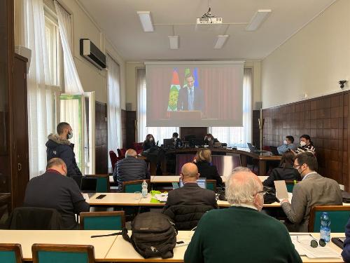 Il governatore del Friuli Venezia Giulia Massimiliano Fedriga ritratto dalla sala stampa posta in Aula Bachelet all'inagurazione dell'Anno accademico all'Ateneo di Trieste alla presenza del Presidente della Repubblica