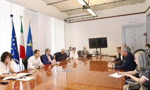 L'incontro del governatore Fedriga, assieme agli assessori Rosolen e Bini, con i vertici aziendali di Wartsila Italia