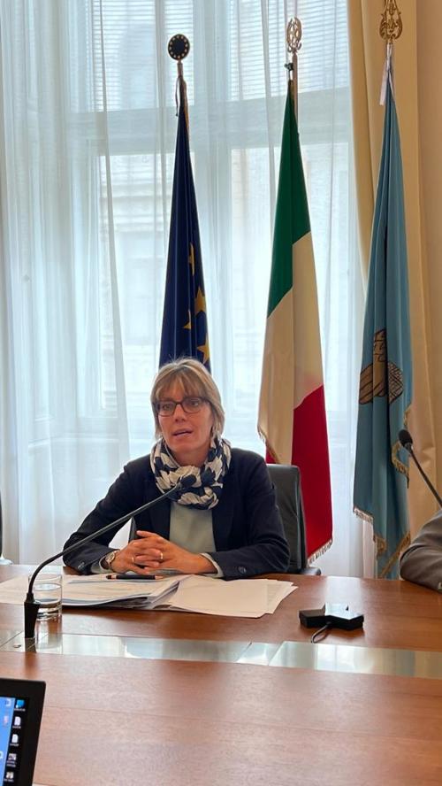 L'assessore regionale alle Finanze Barbara Zilli guida la cabina di regia sul Pnrr nell'incontro alla Sala multimediale del Palazzo della Regione a Trieste