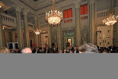 L'assessore regionale alle Attività Produttive e Turismo Sergio Emidio Bini durante la tavola rotonda sulla cooperazione tra l'Italia e la Svezia ospitata dalla Camera di commercio di Trieste, alla quale hanno partecipato l'ambasciatore a Roma Jan Bjorklund e il console onorario Cristina Sbaizero. 
