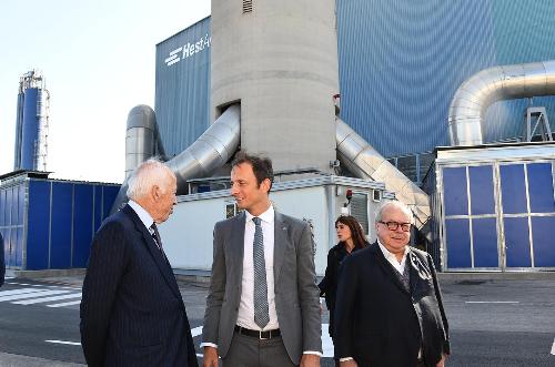 Il governatore Fedriga con il presidente esecutivo di Hera Tomaso Tommasi di Vignano e il presidente di Confindustria Alto Adriatico Michelangelo Agrusti
