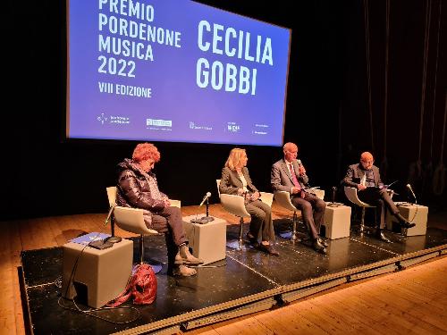 L'assessore alla Cultura Tiziana Gibelli alla presentazione del Premio Pordenone Musica 2022 al Teatro Verdi di Pordenone