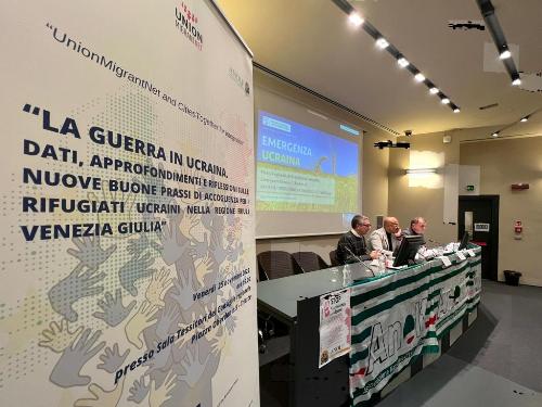 L'assessore regionale all'Immigrazione Pierpaolo Roberti al convegno promosso dall'Anolf a Trieste sull'emergenza Ucraina