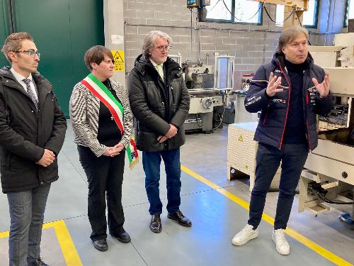 L'assessore Sergio Emidio Bini intervenuto all'inaugurazione della nuova fabbrica dI Eurolls Spa a Resia