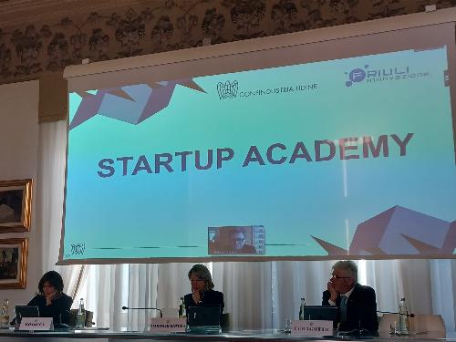 La presentazione di Startup Academy, il progetto lanciato da Confindustria Udine e Friuli Innovazione con il supporto della Regione Friuli Venezia Giulia.