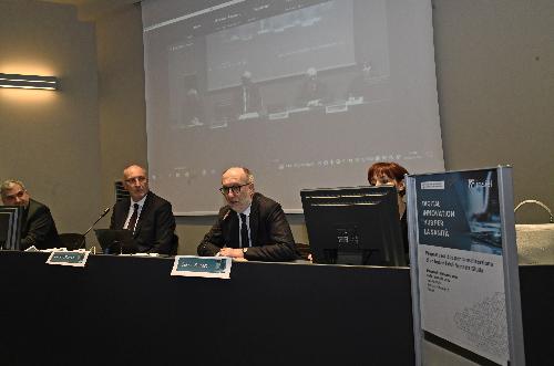 Il vicegovernatore Riccardo Riccardi  all'evento Digital Innovation hub