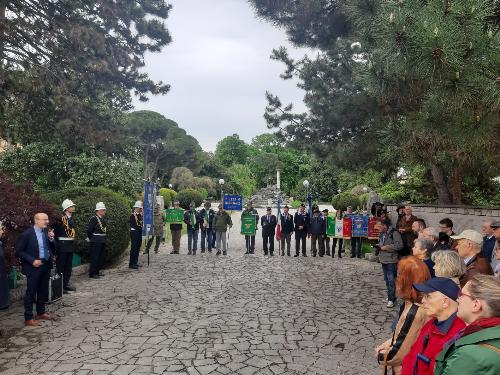 La cerimonia nel Parco della Rimembranza di Gorizia a ricordo dei deportati goriziani in Jugoslavia a opera dei titini