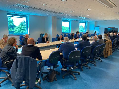 La riunione con l'assessore regionale alle Attività produttive  e Turismo, Sergio Emidio Bini, e i rappresentanti delle associazioni di categoria del Fvg.